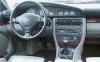 Audi 100 С4, dashboard