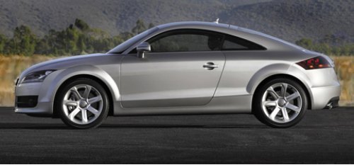 Audi TT второго поколения стопроцентно узнаваема, но в то же время видно, что это — совершенно…