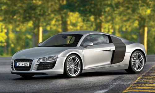 Audi R8 — первый центральномоторный суперкар компании. До этого все спортивные автомобили Audi…