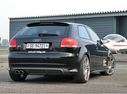 Эта Audi S3 способна не только разогнаться до 160 км/ч за 12,7 секунды, но и загнать стрелку…