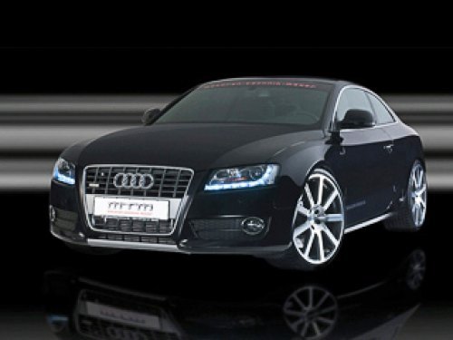 Если бы не колёса, то опознать в этой дизельной Audi A5 весьма быструю машину было бы не так-то…