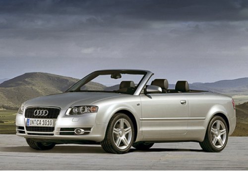 Всего существовало полтора поколения кабриолетов Audi A4. Первое появилось в 2002 году, а в 2006-м…