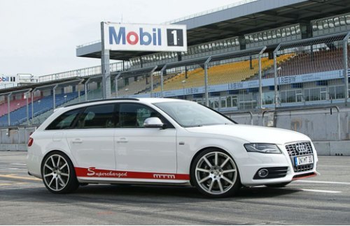 Новая подвеска (700 евро) настраивается в диапазоне 10–40 мм спереди и 15–45 мм сзади. А вот за…