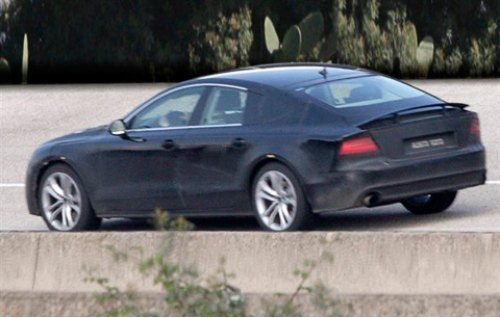 В продаже Audi A7 появится с 330-сильным мотором V6 3.0 TFSI и дизелем V6 3.0 TDI с 250 «лошадьми».