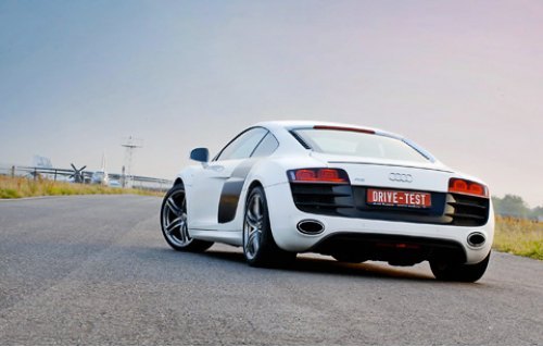 Никакой информации о том, какой будет внешность нового поколения купе Audi R8, пока нет. Даже…