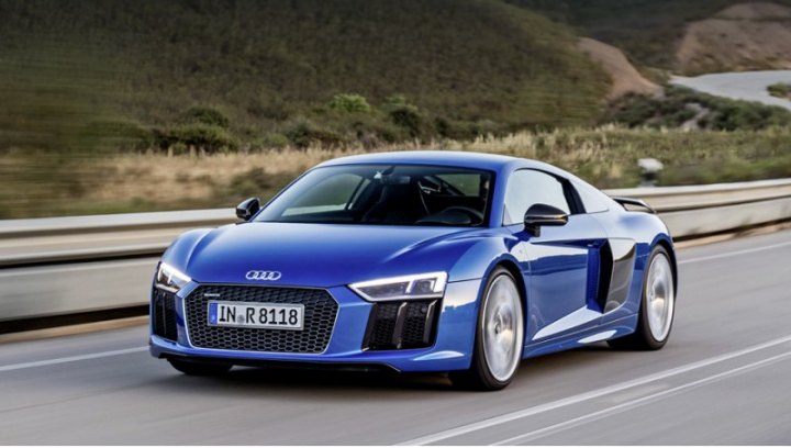 Купе Audi R8 V10 plus — самый быстрый серийный автомобиль марки: до сотни он разгоняется за 3,2 с,…