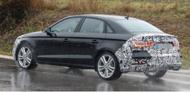 Шпионерам удалось подловить рестайлинговый Audi A3 на тестовых испытаниях. Судя по тому, что немцы…