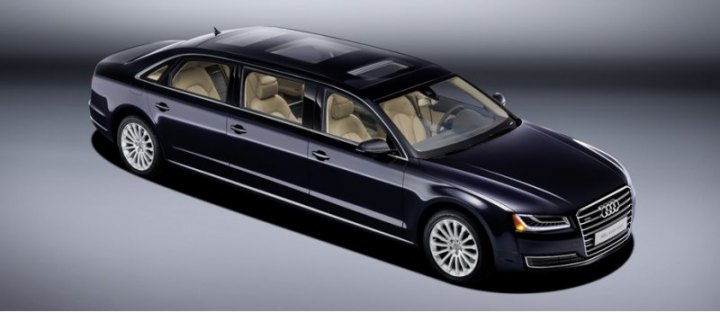 Стеклянная крыша — 2,4 м в длину. Над каждым рядом разворачиваются свои светозащитные шторки.…