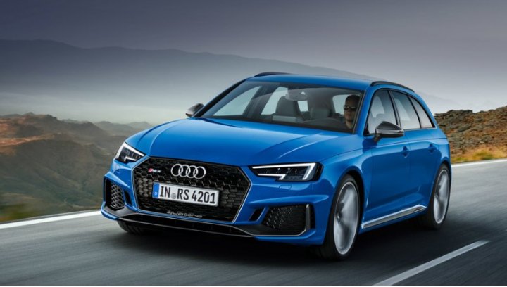 Выглядит Audi RS4 Avant сногсшибательно! О нешуточном потенциале сразу же говорят большие…