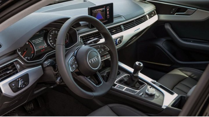 За Audi A4 на «механике» американец должен отдать минимум $40 500, при том что базовый седан с…