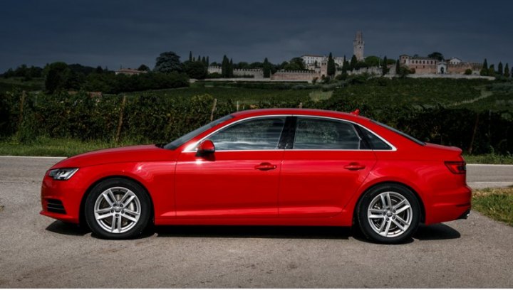 По итогам года собратья Audi A4/A5 занимают вторую строку в своём классе в России. Весной немцы…