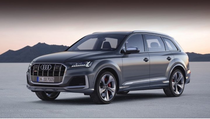 Издали SQ7 легко спутать с Q7 — настолько близко оформление передней части. Верные признаки SQ7…