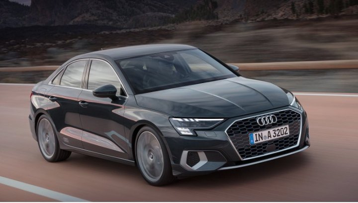В Германии за седан Audi A3 1.5 TFSI просят 29 800 евро (2,48 млн рублей), а чуть позже на рынок…
