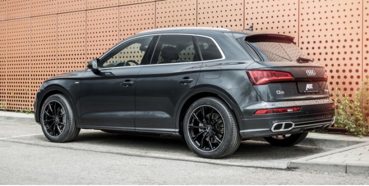 Вместе с апдейтом силовой установки немцы подобрали для Audi Q5 55 TFSI e 20-дюймовые колесные…