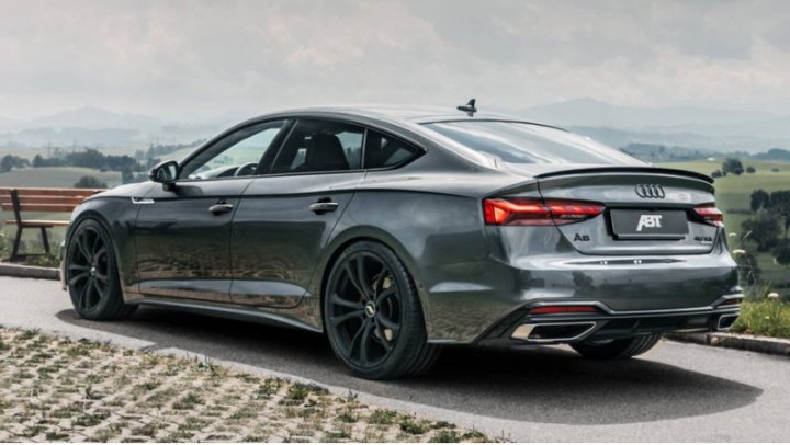 В зависимости от диаметра колес цена на комплект варьируется от 2719 до 3811 евро (от 225 до 315…