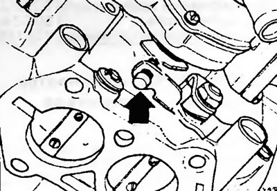 Рис. 3. Регулировочный винт повышенной частоты вращения холостого хода