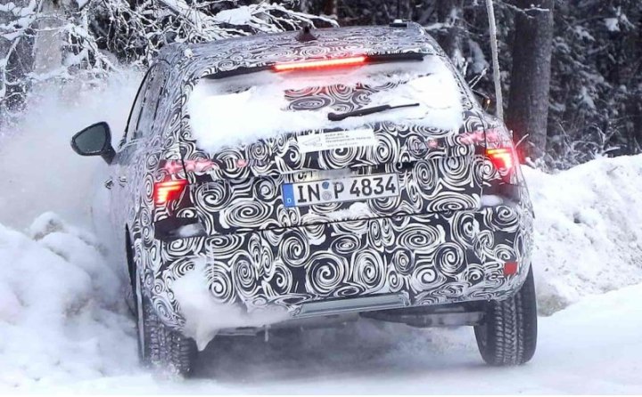 Прототип нового кроссовера Audi попал в аварию во время тестов