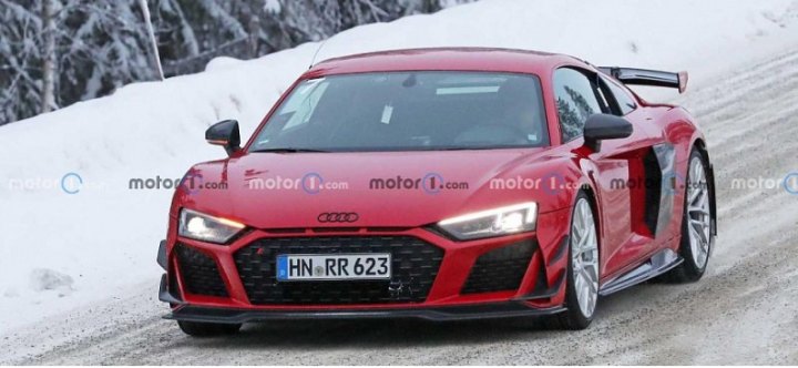 На тестах замечен прототип Audi R8 с более развитым аэродинамическим обвесом