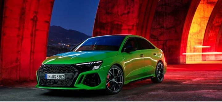 Новый седан и хэтчбек Audi RS 3 выходят на российский рынок