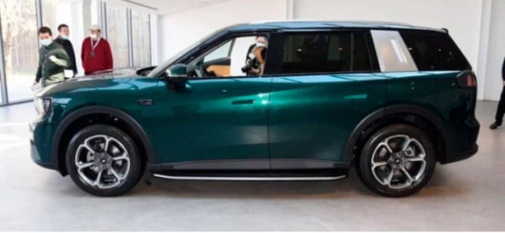 Новая китайская марка Niutron показала электрический кроссовер размером с Audi Q7