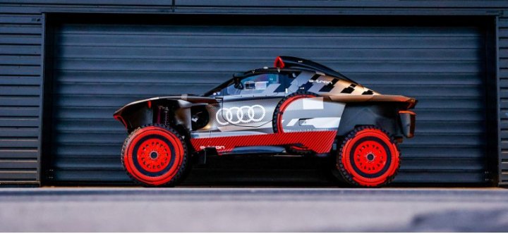 Компания AUDI доработала гибридный внедорожник RS Q E-Tron E2 для «Дакара» к 2023 году