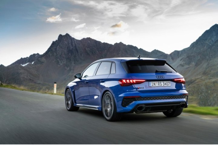 Конкретные рыночные цены на Audi RS3 Performance Edition еще не объявлены, но известно, что в…