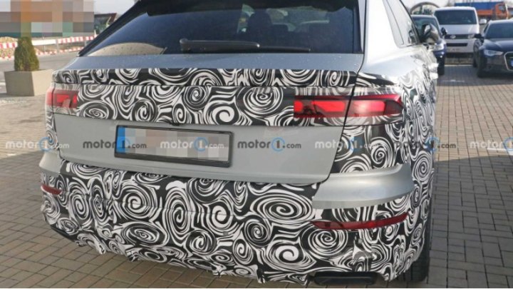 Камуфляж этой новинки пропадет позже в этом году, когда Audi также представит обновленный…