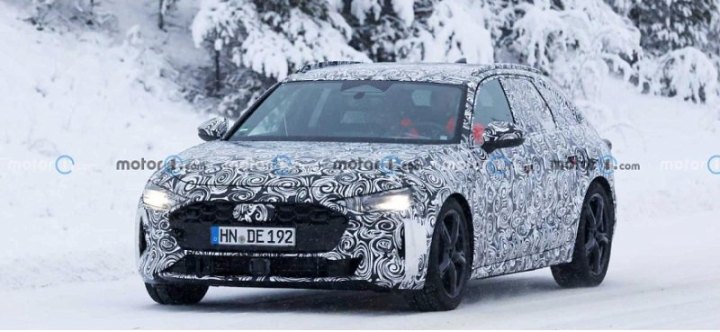 «Заряженный» универсал Audi RS4 Avant уходит с рынка
