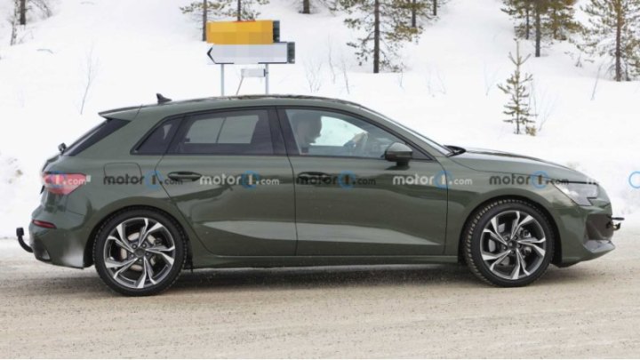 Замеченный недавно прототип нового Audi A3 в кузове Sportback имеет не так много маскировки, что…