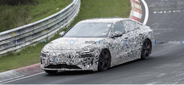 Audi приступила к тестированию высокопроизводительного электрокара Audi A6 E-Tron на трассе…