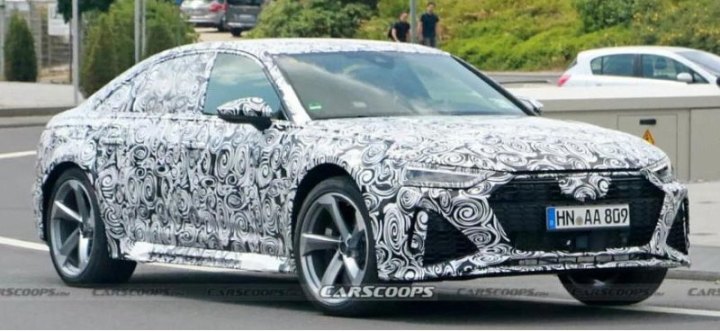 Гибридный Audi RS7 сфотографировали во время дорожных тестов