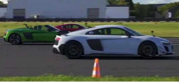 Сможет ли полноприводный Audi R8 GT обогнать Audi R8, но с задним приводом?