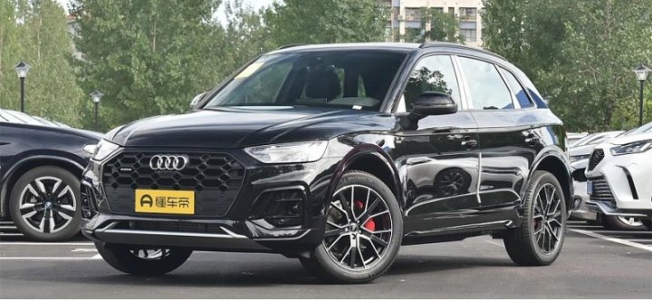 Autonews.ru обнаружил у автодилеров России удлиненный вариант Audi Q8 из КНР