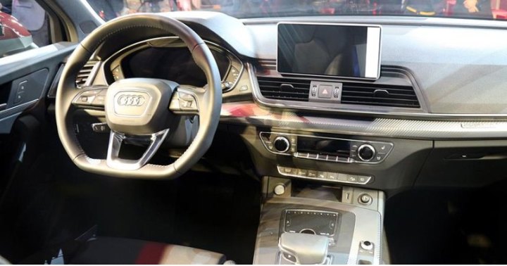 Audi Q5L, который предлагают на китайском авторынке, длиннее европейского варианта на 88 по…