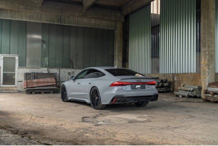 ABT Sportsline взяло на себя задачу усовершенствовать и без того идеальную Audi RS 7, и результат…