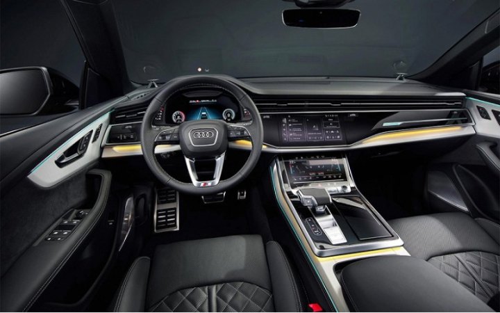 В исполнении 50 TDI кроссовер получает спортивные кресла с подогревом и массажем, темный кожаный…
