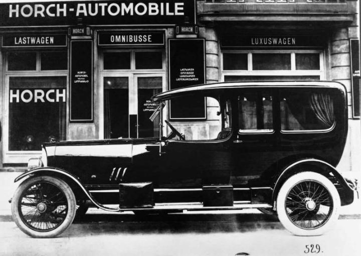 Автомобиль компании Horch-Automobile