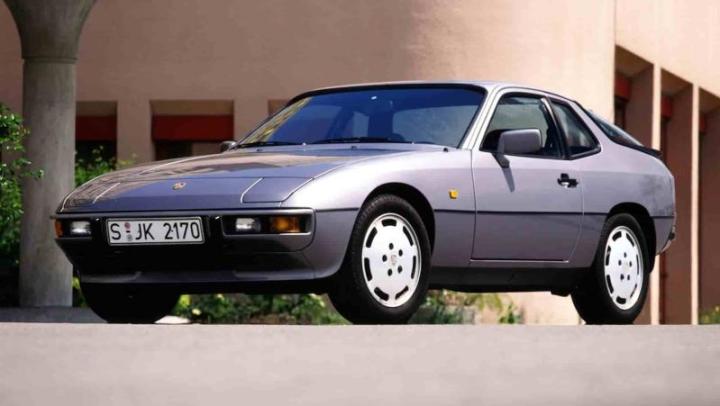Porsche 924