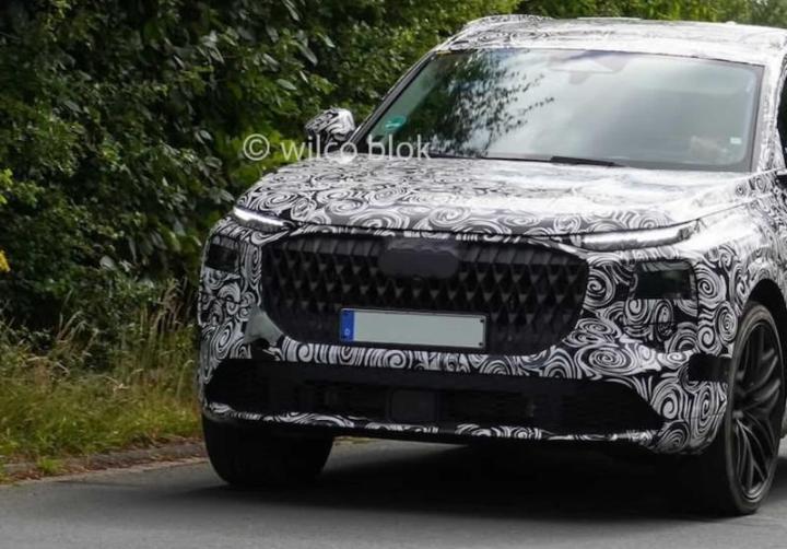 Новый Audi Q7 подловили в естественной среде обитания
