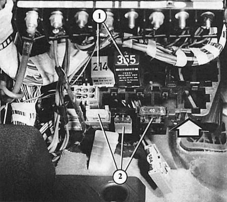 Ауди а4 где находится реле бензонасоса Support for additional relays (Audi A4 B5, 1994-2001, petrol / Electrical equipm