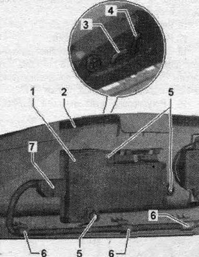 Зняць накладку са боку парога. Выняць провад з трымальнікаў «6». Раз'яднаць штэкернае злучэнне «7».…