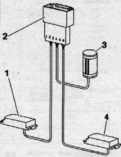 1. Мікрафон пярэдні левы «R140» (чорны).