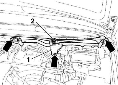 6. Като използвате лоста за освобождаване на AUDI 80-200 или голяма отвертка, отстранете прътите…