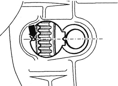 Za stepenasti mjenjač: oznaka TDC na zamašnjaku i pogonskom disku mora biti nasuprot oznake blizu…