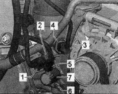 1. Złącze elektryczne czujnika ciśnienia oleju «F22»; 2. Czujnik ciśnienia oleju «F22»; 3. Złącze…