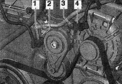 Разкачете конекторите «1 и 4» от сензора за налягане на маслото «F22» и сензора за ниско налягане…