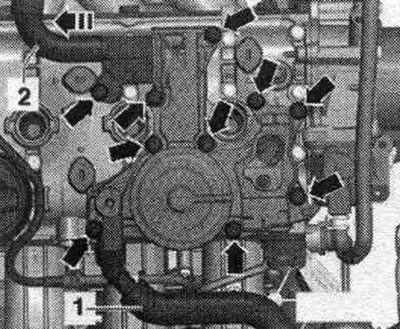 Разкачете системния маркуч. вентилация на картера на двигателя «1». Развийте болтовете «стрелки»,…