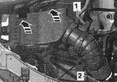Отстранете капака на двигателя на «стрелките». Излейте ОЖ. Облекчаване на приемната тръба/предни…
