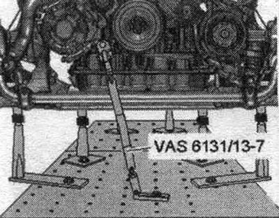Пад'ёмны стол «VAS 6131 А» з наборам мацаванняў для Audi «VAS 6131/10», шарнірнай апорай «VAS…