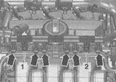 Від'єднати електричні з'єднання праворуч і ліворуч «стрілки» від виконавчих елементів сист.…
